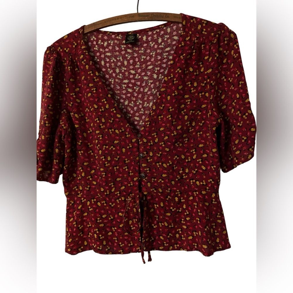 Urban Outfitters Top Size M